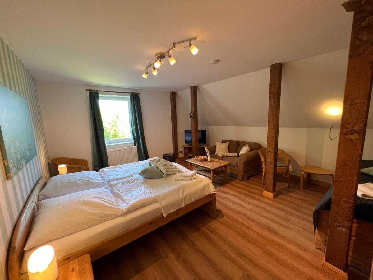 Landgut Oberhof Apartment Klutz Bagian luar foto